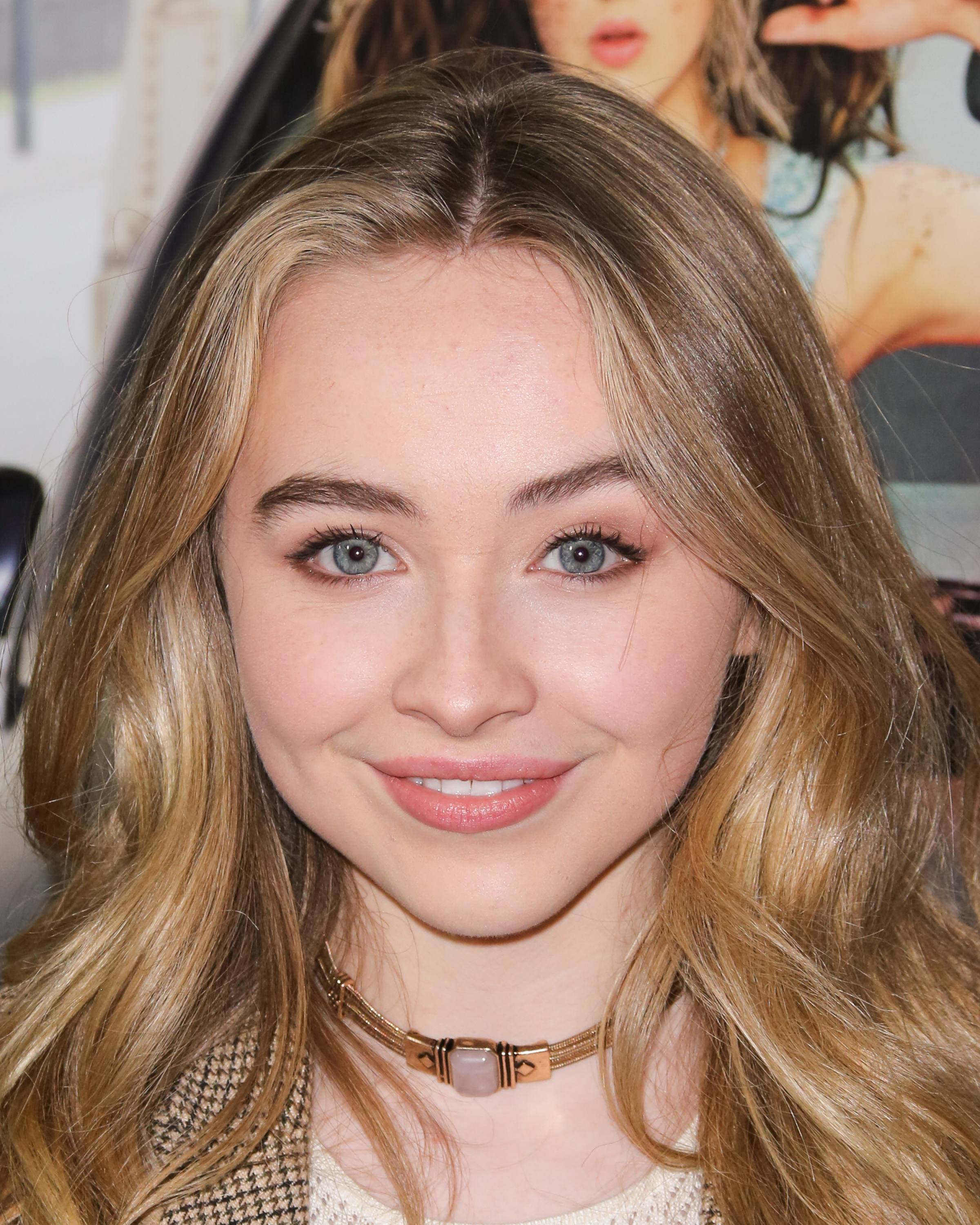 dhd-pre_0002.jpg dhd-pre_0002.jpg