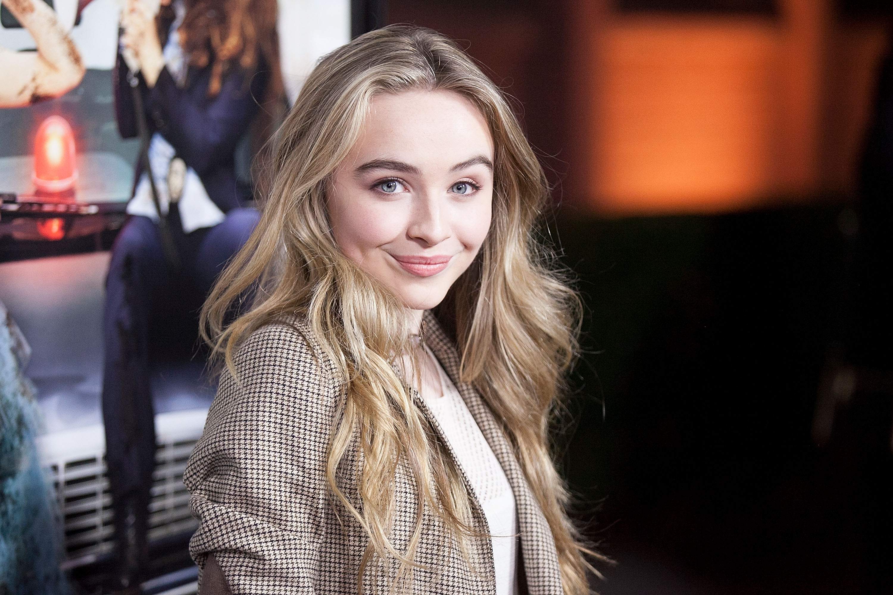 dhd-pre_0018.jpg dhd-pre_0018.jpg