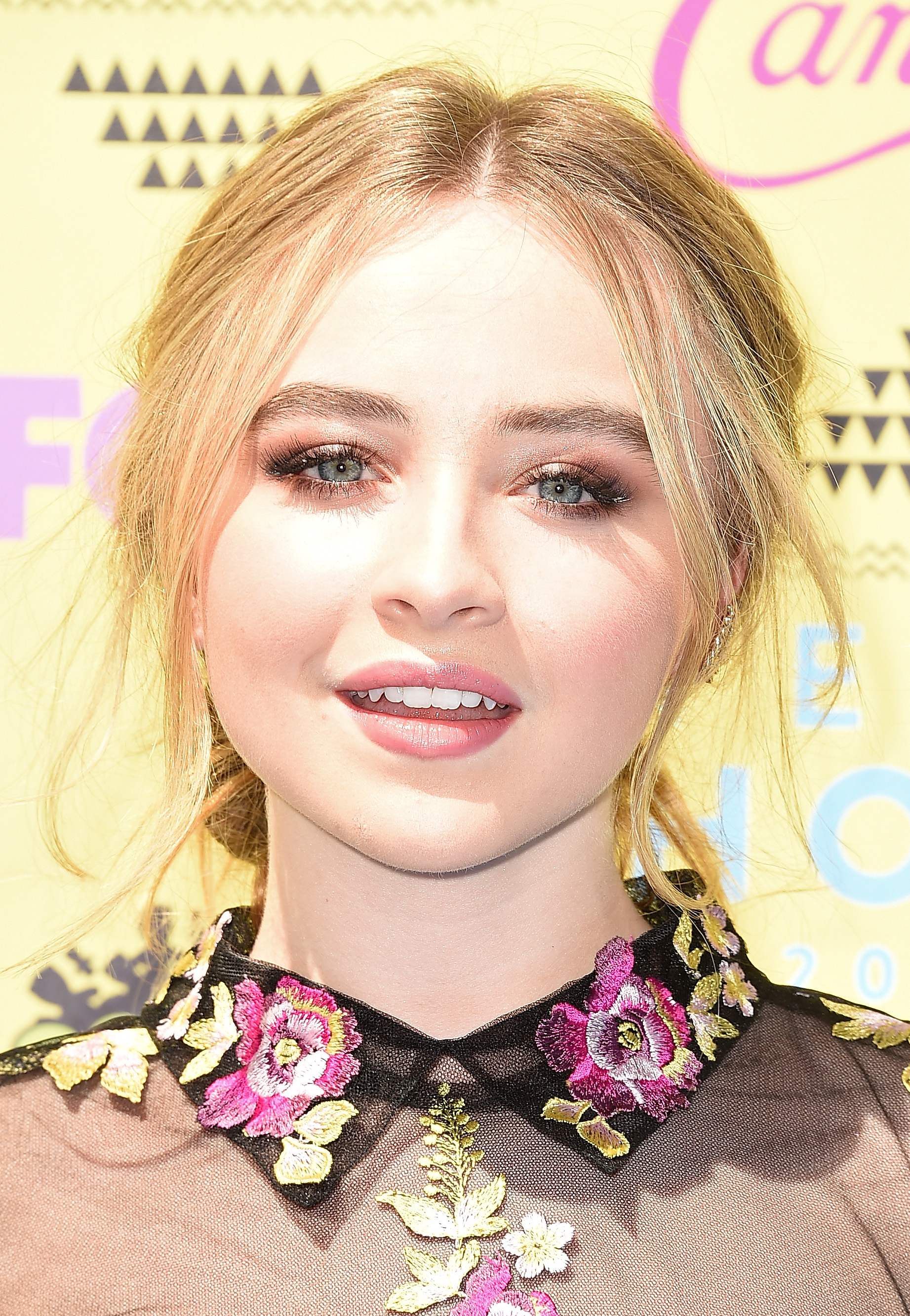 15tca_001.jpg 15tca_001.jpg