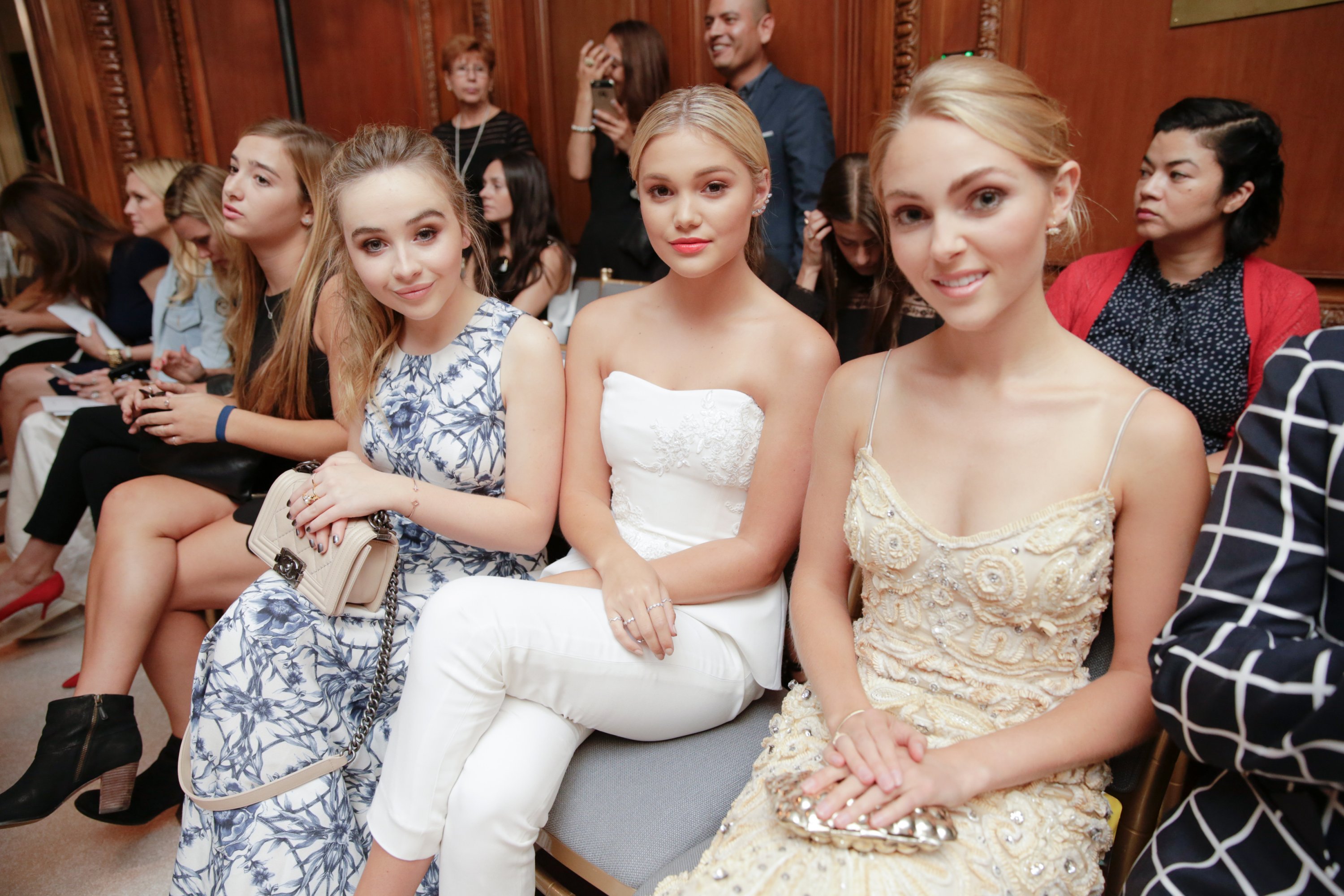 15nyfw-marchesa_035.jpg 15nyfw-marchesa_035.jpg