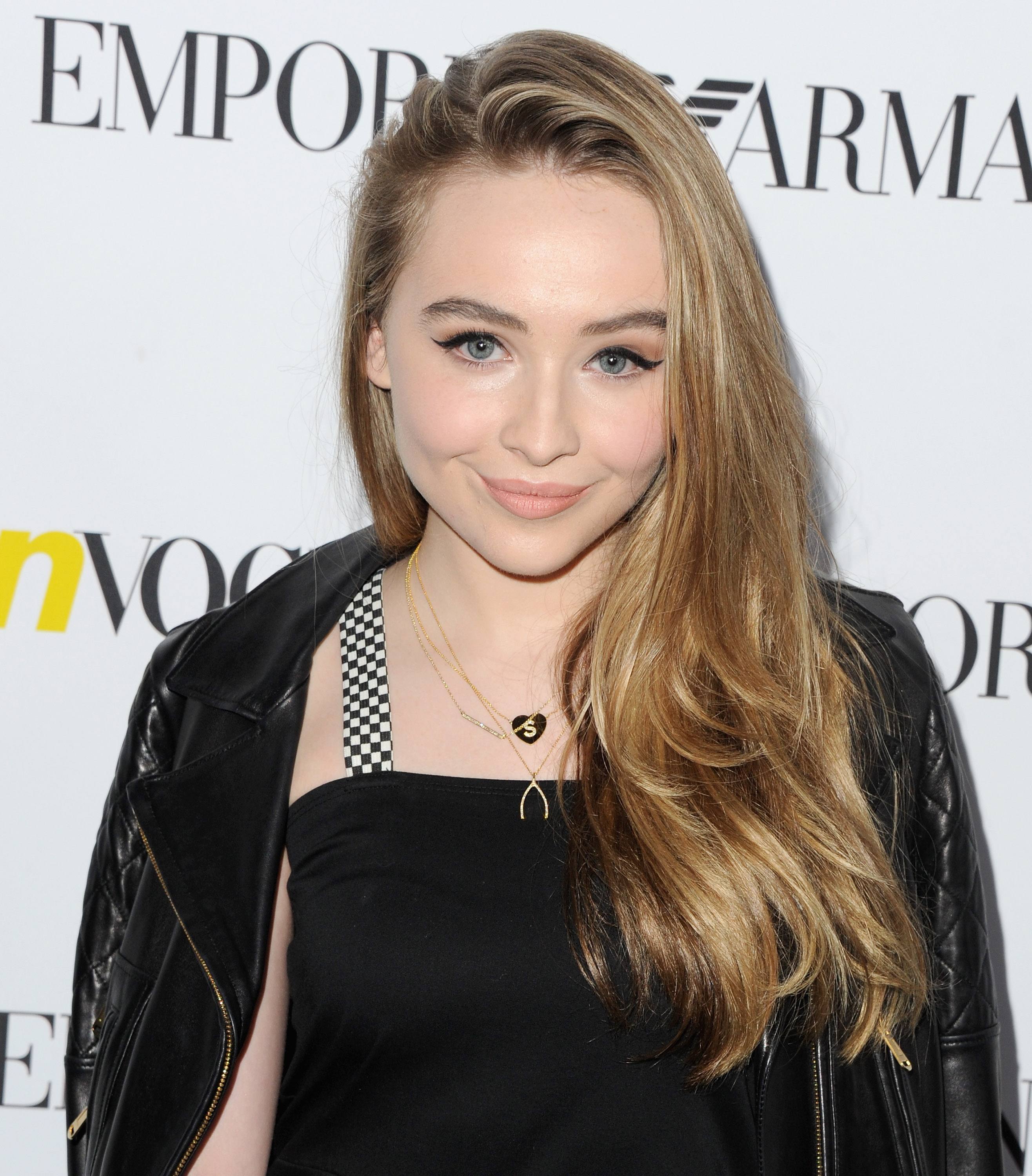 tv13-yh_003.jpg tv13-yh_003.jpg