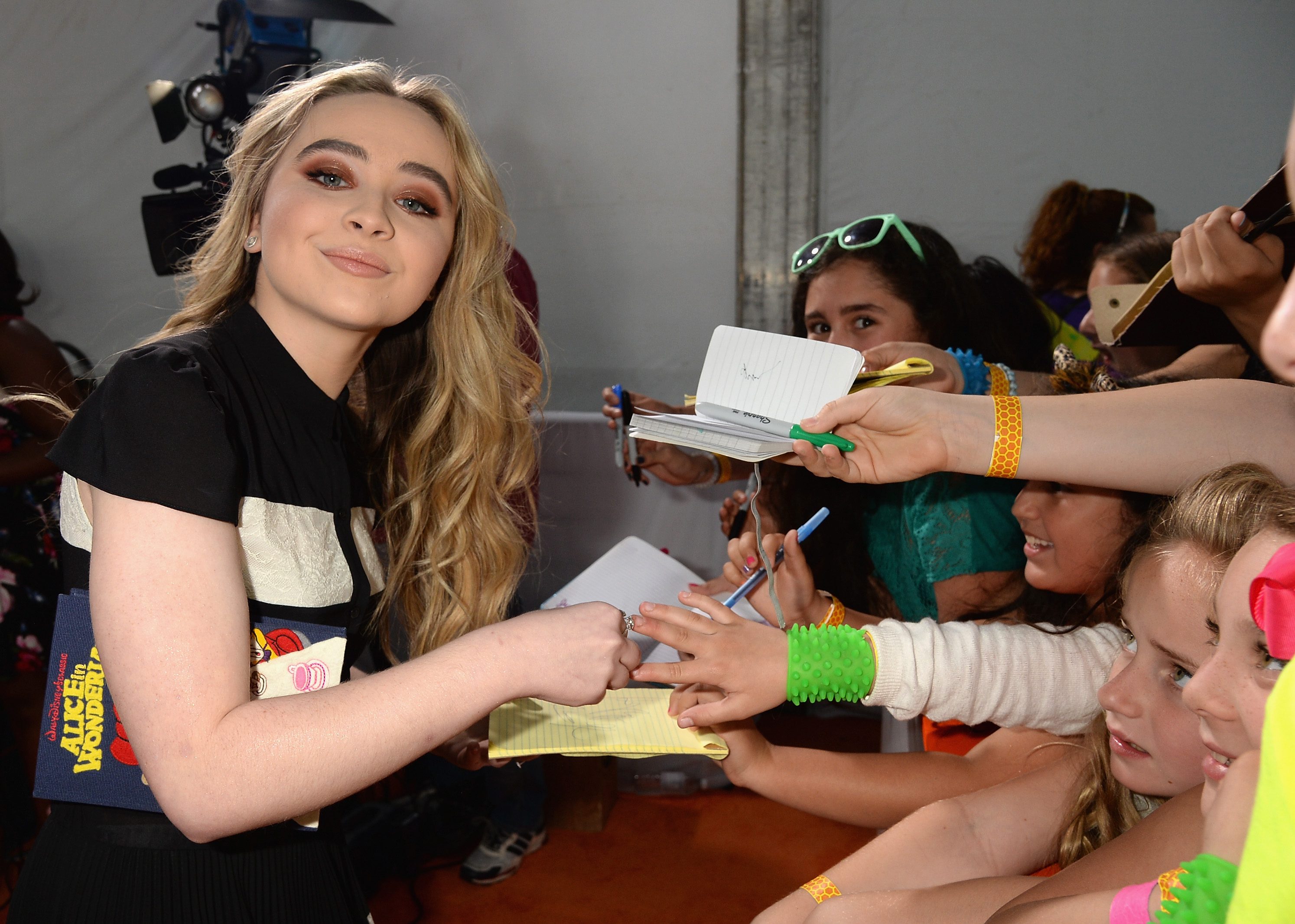 16kcas_154.jpg 16kcas_154.jpg