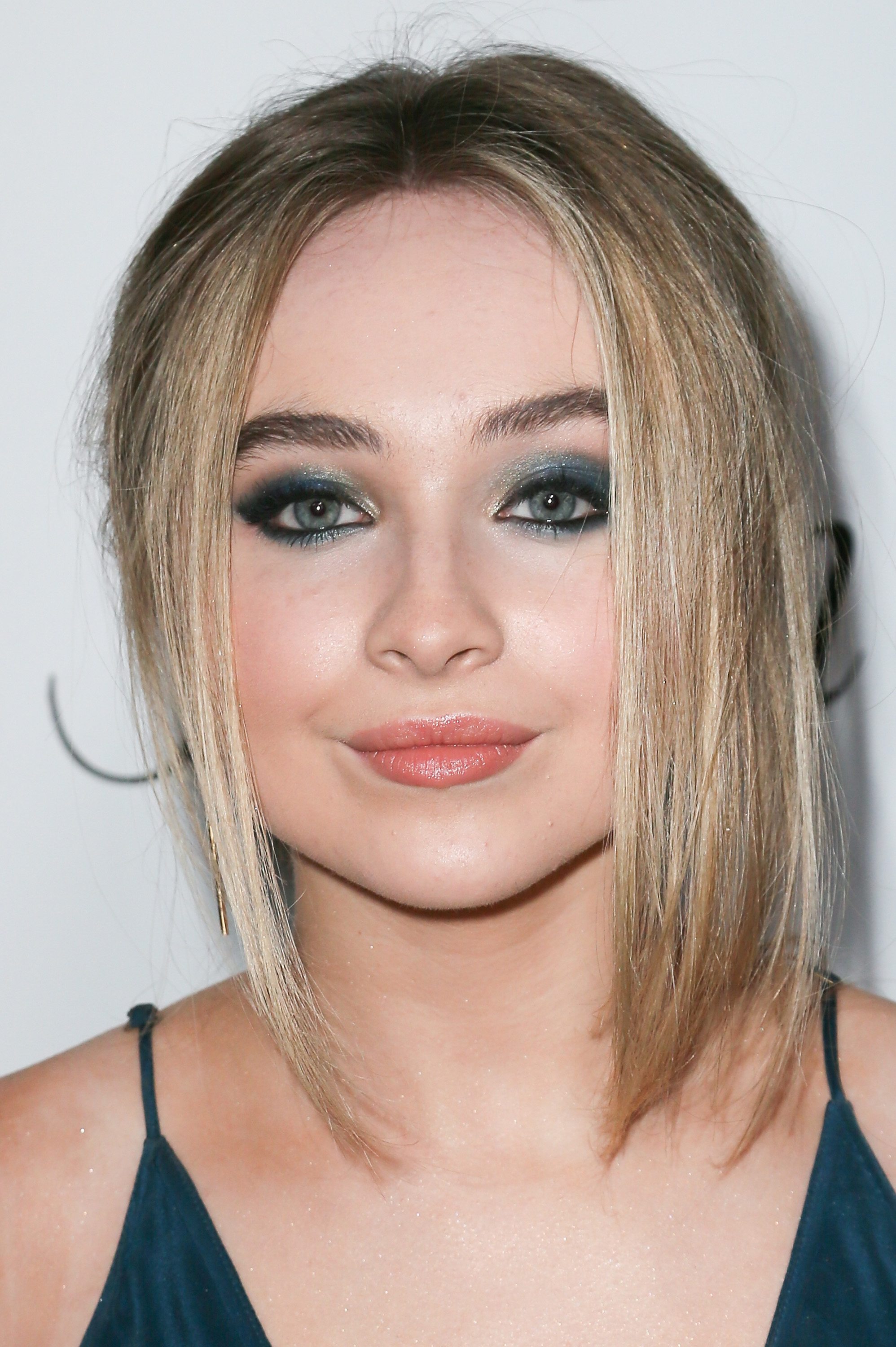 16mc-ff-carpet_002.jpg 16mc-ff-carpet_002.jpg