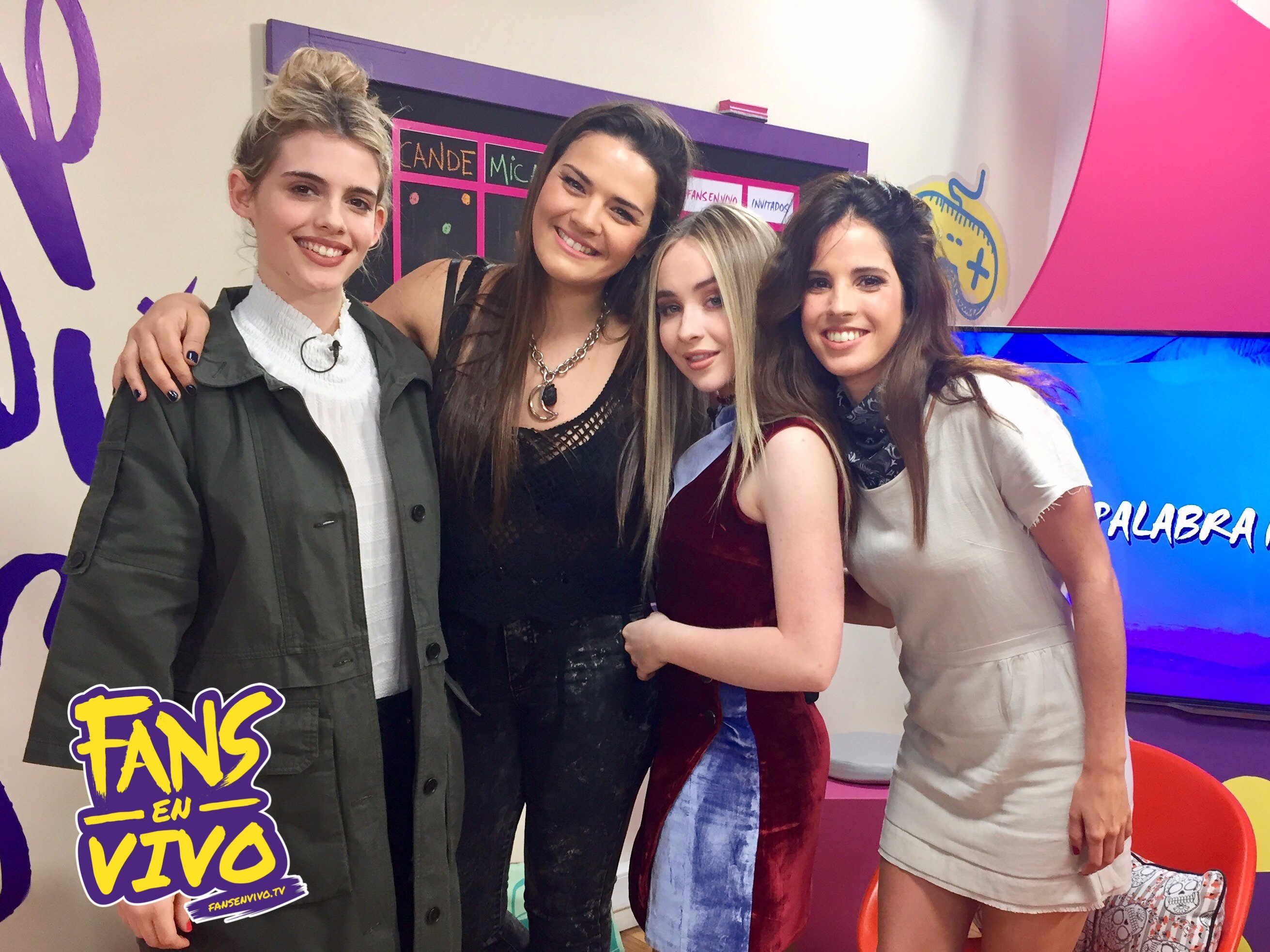 fanslive_004.jpg fanslive_004.jpg