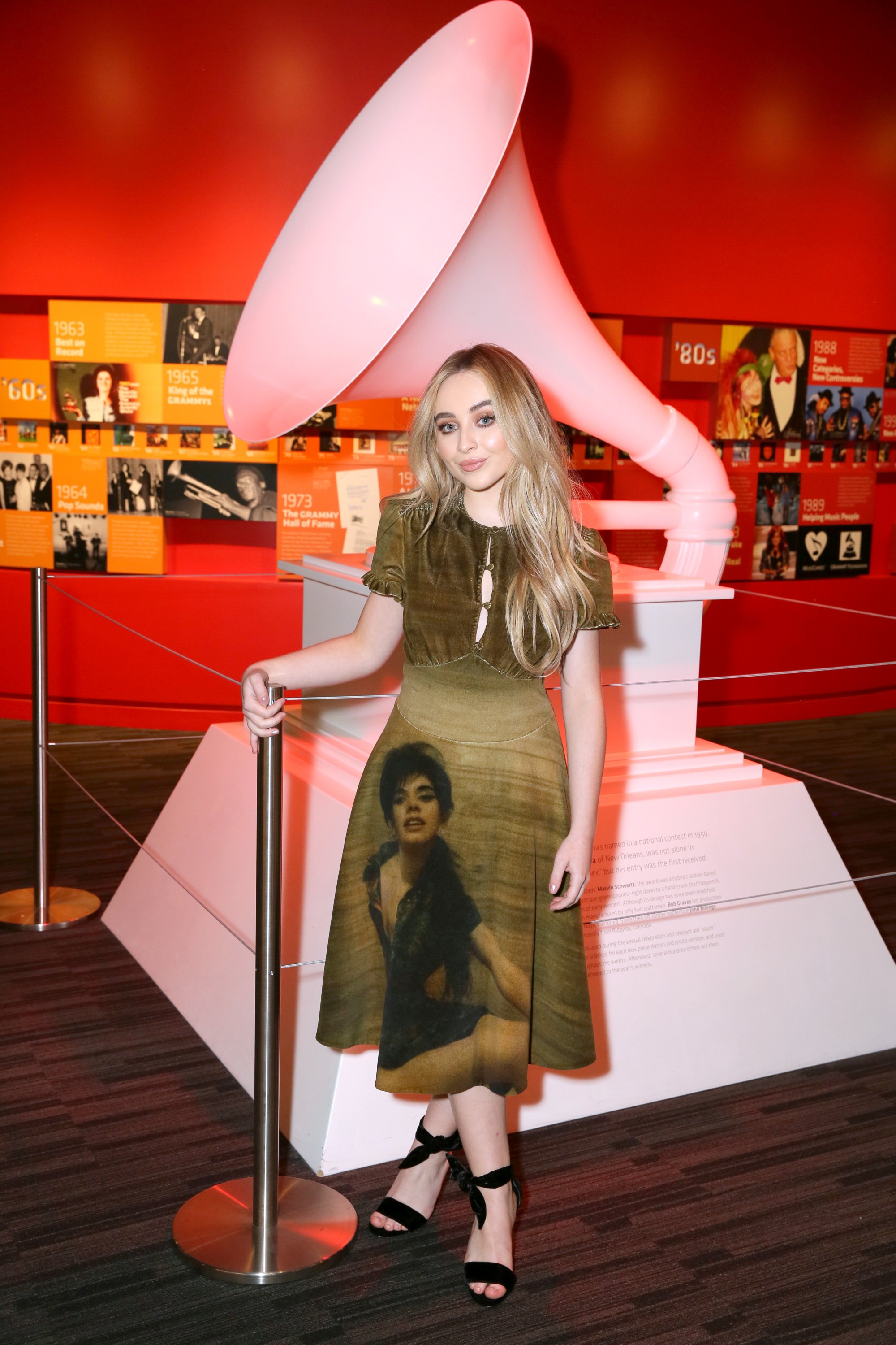 gram-mus-sl_002.jpg gram-mus-sl_002.jpg