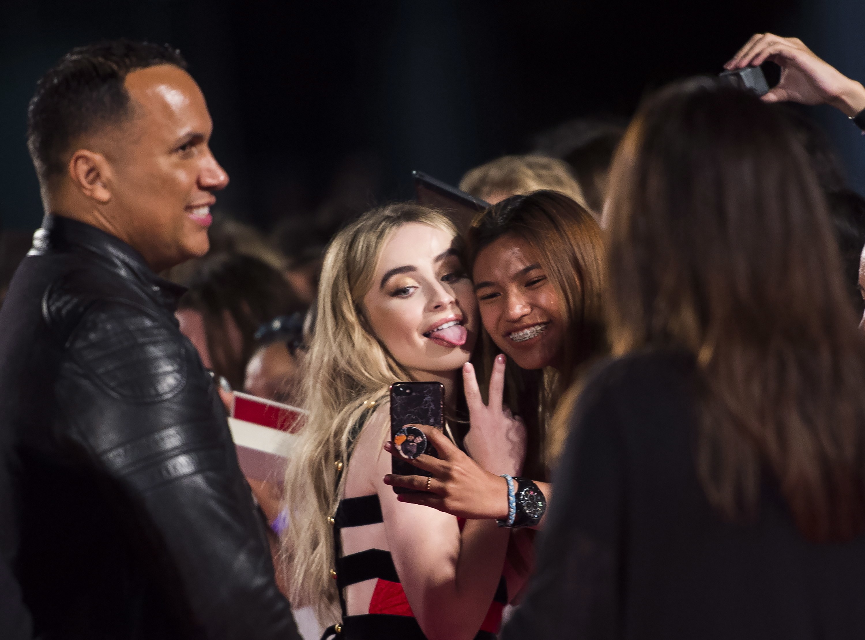 tug-tiff-carpet_080.jpg tug-tiff-carpet_080.jpg