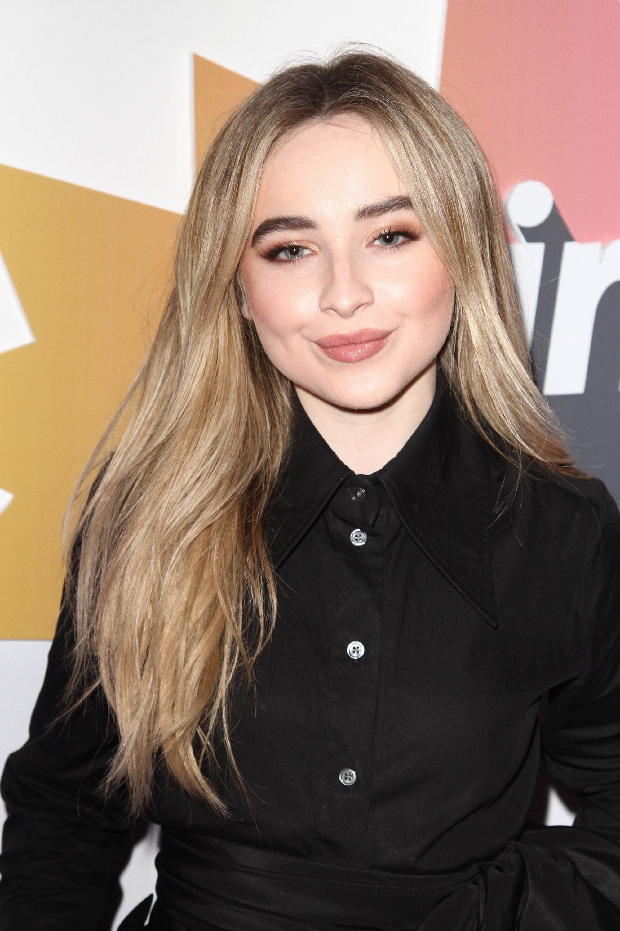 girlsup-carpet_006.jpg girlsup-carpet_006.jpg