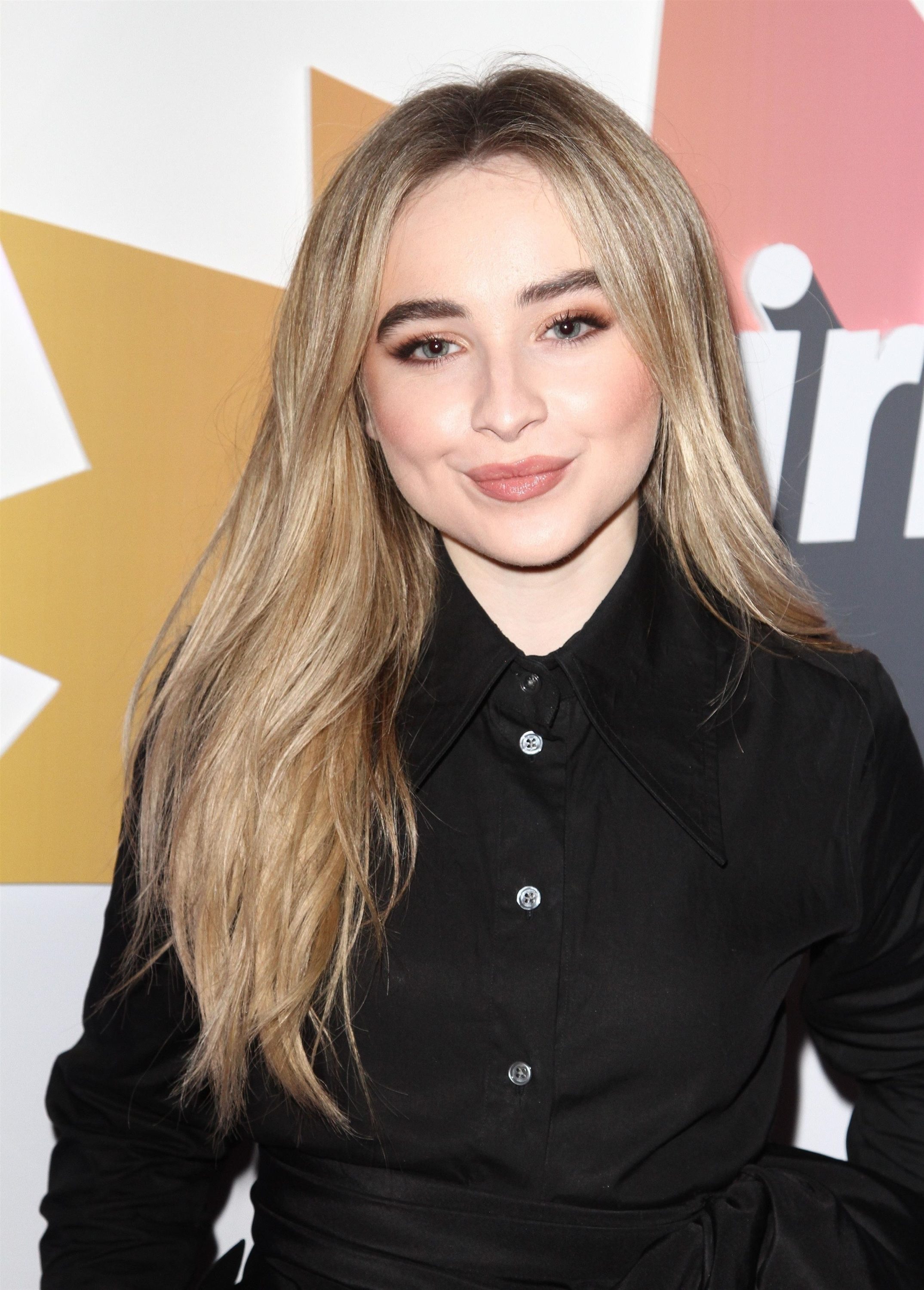 girlsup-carpet_009.jpg girlsup-carpet_009.jpg