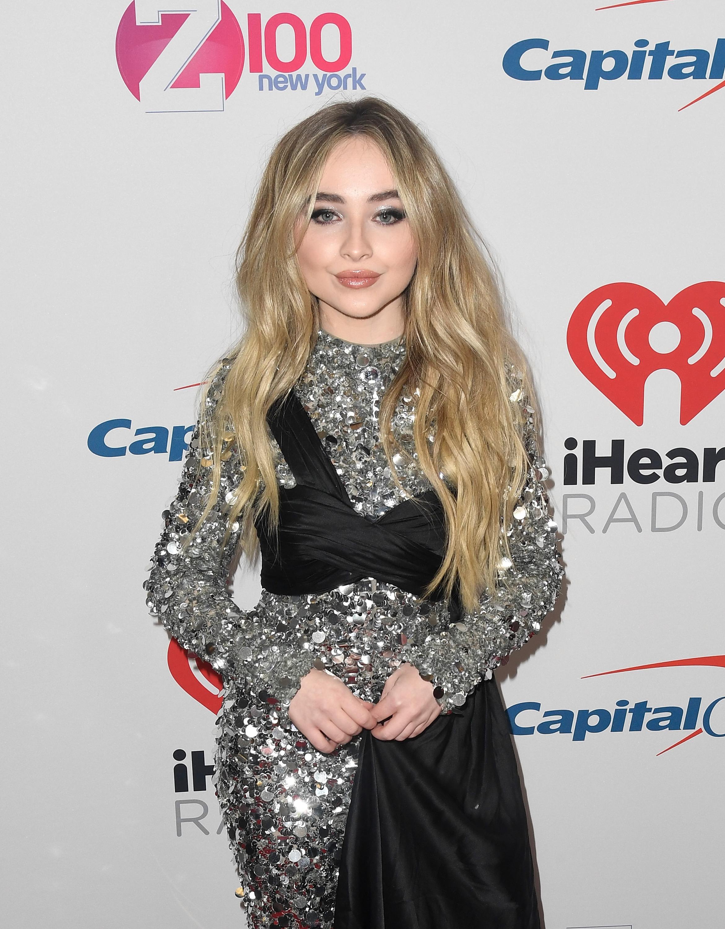 18z100jb-carpet_030.jpg 18z100jb-carpet_030.jpg