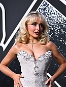 24-vmas-carpet_034.jpg