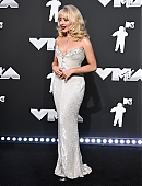 24-vmas-carpet_164.jpg