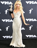 24-vmas-press_068.jpg