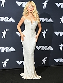 24-vmas-press_091.jpg