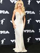 24-vmas-press_092.jpg