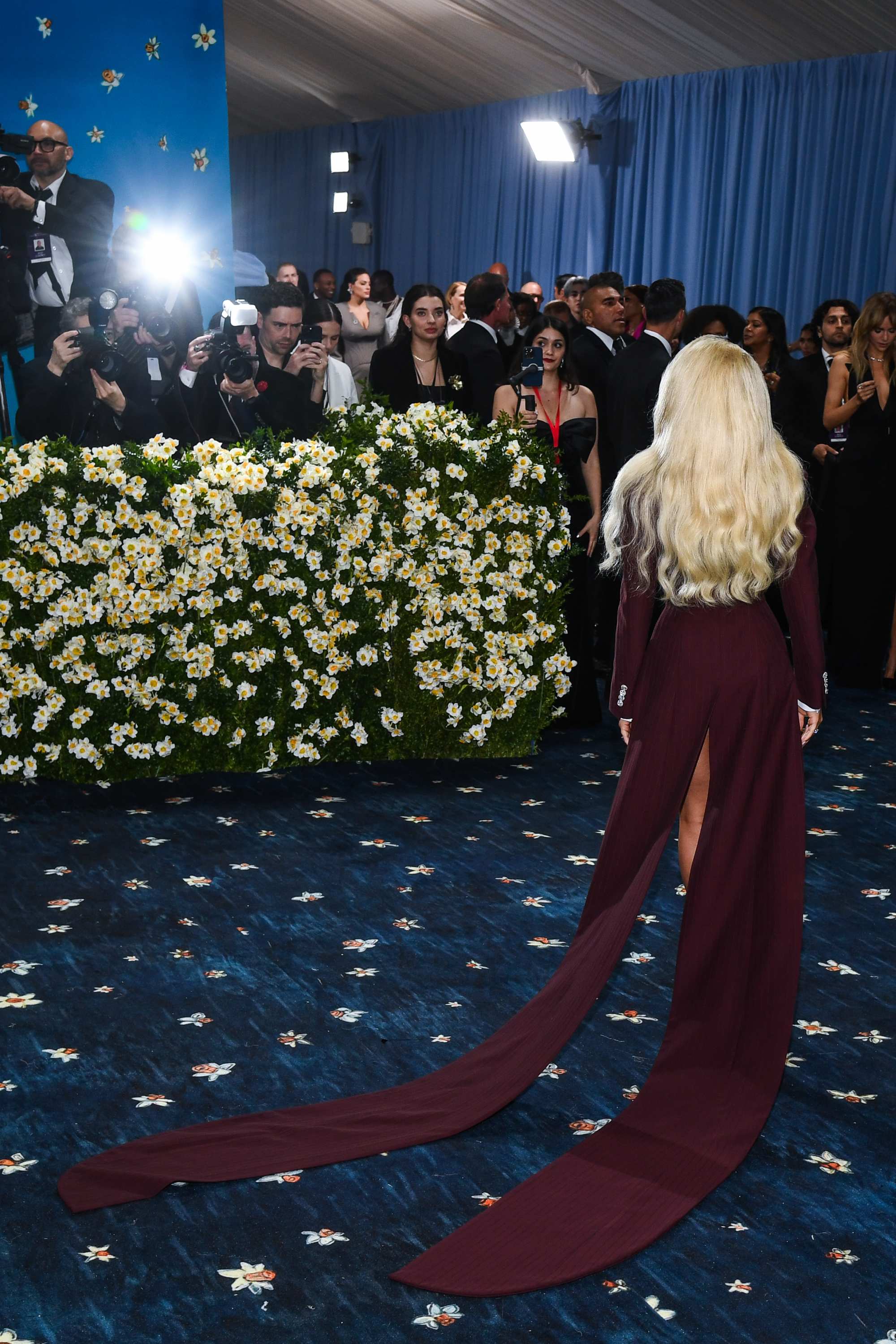 25-metgala-carpet_199.jpg
