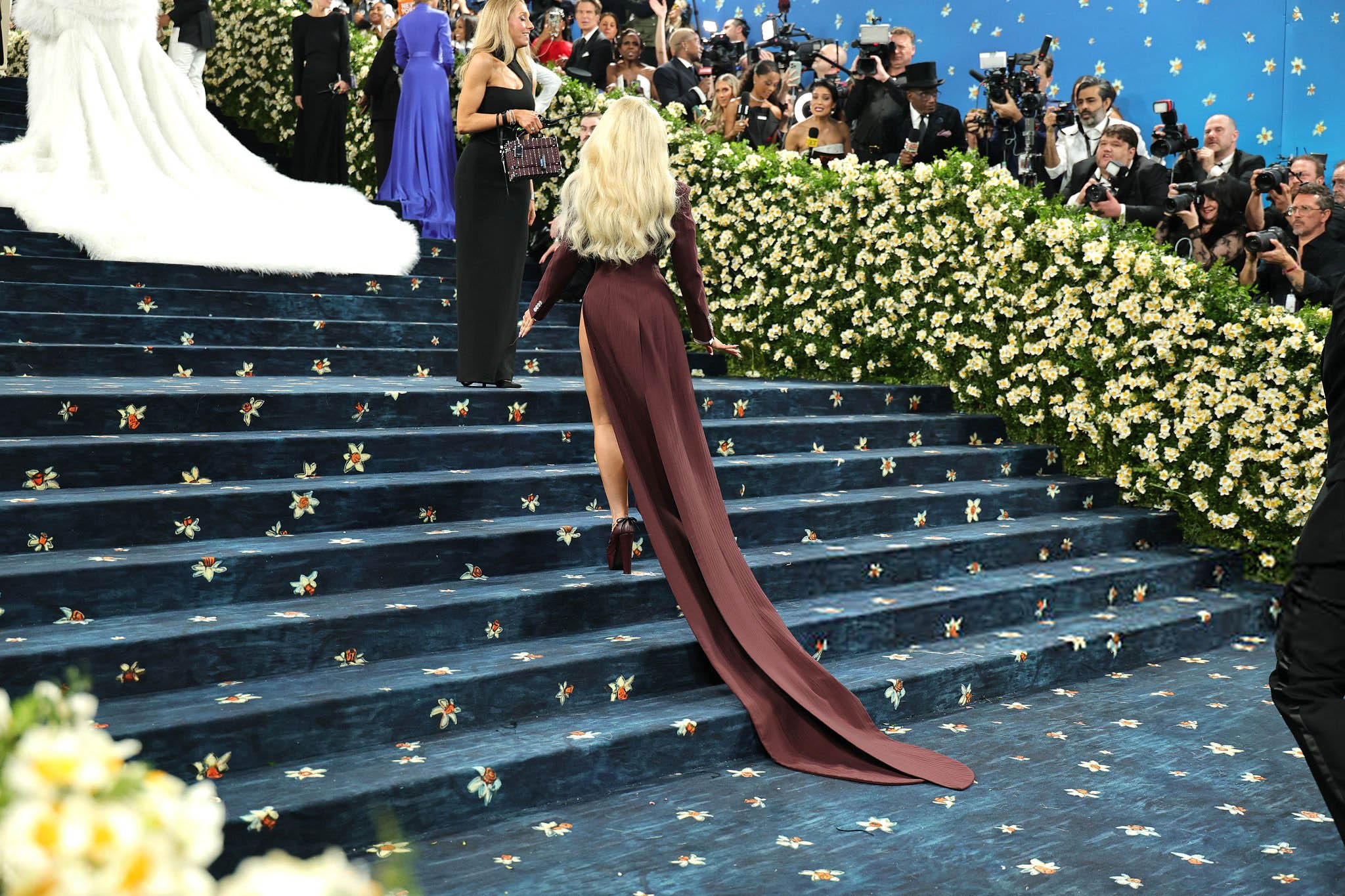 25-metgala-carpet_267.jpg