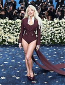 25-metgala-carpet_123.jpg