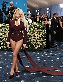 Filename=25-metgala-carpet_156.jpg
Filesize=391KiB
Dimensions=2048x1365
Date added=May 06, 2025 25-metgala-carpet_156.jpg