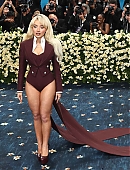 Filename=25-metgala-carpet_175.jpg
Filesize=497KiB
Dimensions=3000x2143
Date added=May 06, 2025 25-metgala-carpet_175.jpg