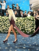 Filename=25-metgala-carpet_181.jpg
Filesize=459KiB
Dimensions=2048x1365
Date added=May 06, 2025 25-metgala-carpet_181.jpg