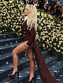 25-metgala-carpet_218.jpg