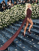 25-metgala-carpet_227.jpg