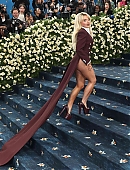 25-metgala-carpet_228.jpg