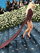 25-metgala-carpet_239.jpg
