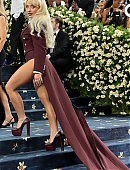 Filename=25-metgala-carpet_271.jpg
Filesize=355KiB
Dimensions=1365x2048
Date added=May 06, 2025 25-metgala-carpet_271.jpg