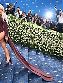 Filename=25-metgala-carpet_277.jpg
Filesize=498KiB
Dimensions=3000x2000
Date added=May 06, 2025 25-metgala-carpet_277.jpg