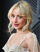 Filename=2026-grammys-carpet_017.jpg
Filesize=492KiB
Dimensions=1363x2048
Date added=Feb 02, 2026 2026-grammys-carpet_017.jpg