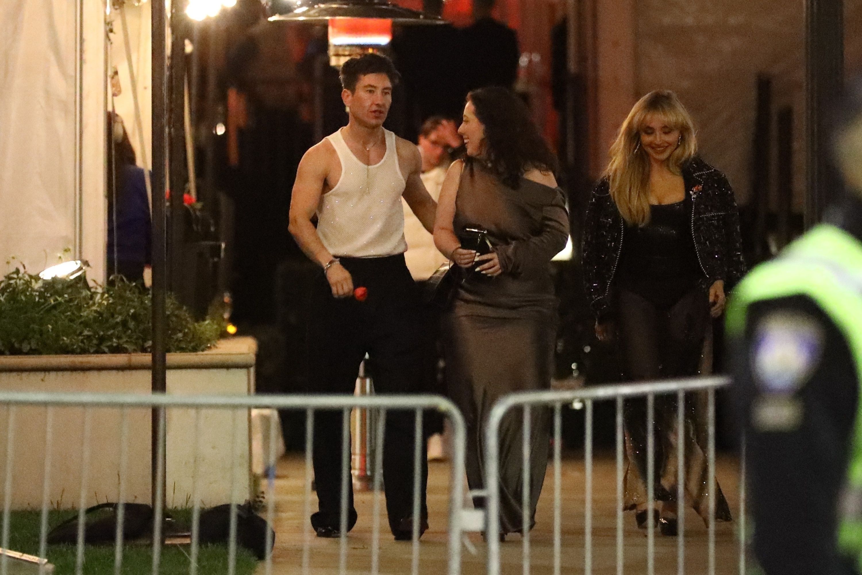 24-vf-oscar-party_025.jpg 24-vf-oscar-party_025.jpg