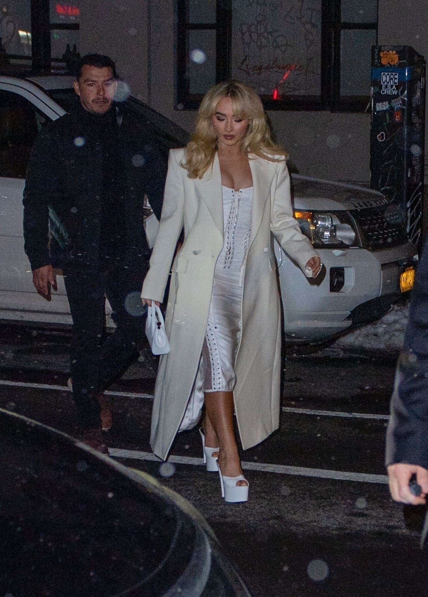 out-vogue-cover-party_010.jpg out-vogue-cover-party_010.jpg