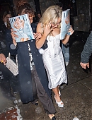 Filename=out-vogue-cover-party_045.jpg
Filesize=499KiB
Dimensions=1436x2089
Date added=Feb 12, 2025 out-vogue-cover-party_045.jpg