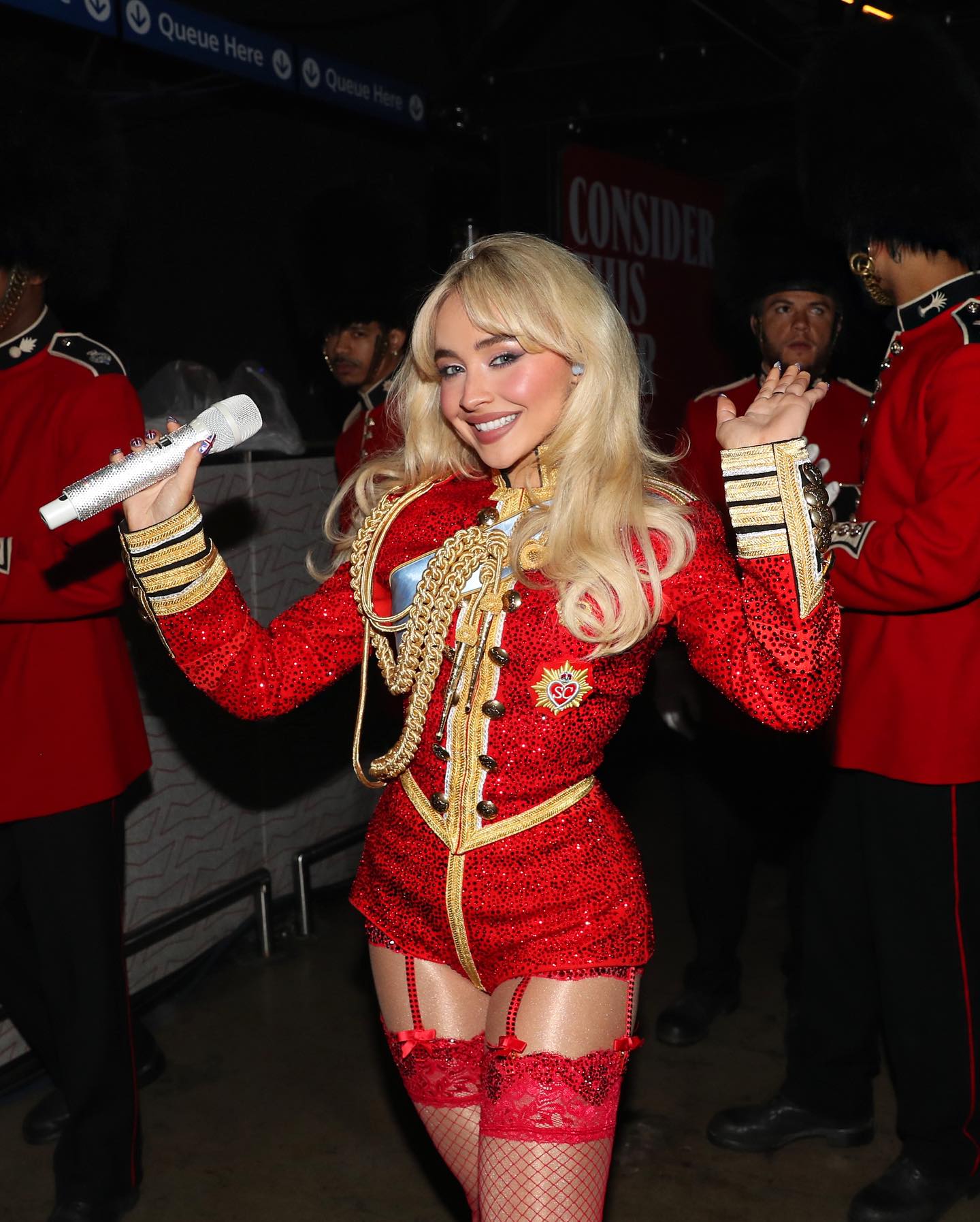 25brits-bs_001.jpg 25brits-bs_001.jpg