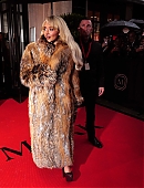 leaving-mh-25metgala_004.jpg