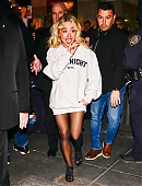 Filename=outside-latenight-sm25_084.jpg
Filesize=494KiB
Dimensions=2094x3000
Date added=Dec 09, 2025 outside-latenight-sm25_084.jpg