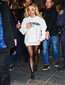 Filename=outside-latenight-sm25_085.jpg
Filesize=492KiB
Dimensions=2412x3000
Date added=Dec 09, 2025 outside-latenight-sm25_085.jpg