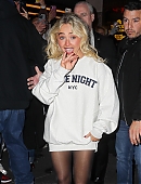 Filename=outside-latenight-sm25_086.jpg
Filesize=497KiB
Dimensions=2318x3000
Date added=Dec 09, 2025 outside-latenight-sm25_086.jpg