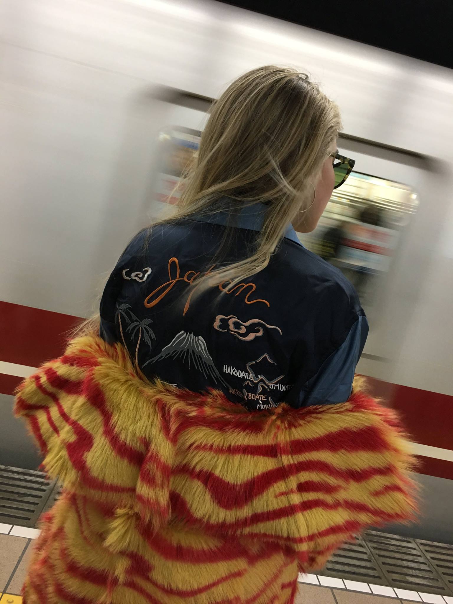 2017-single-03-31.jpg 2017-single-03-31.jpg