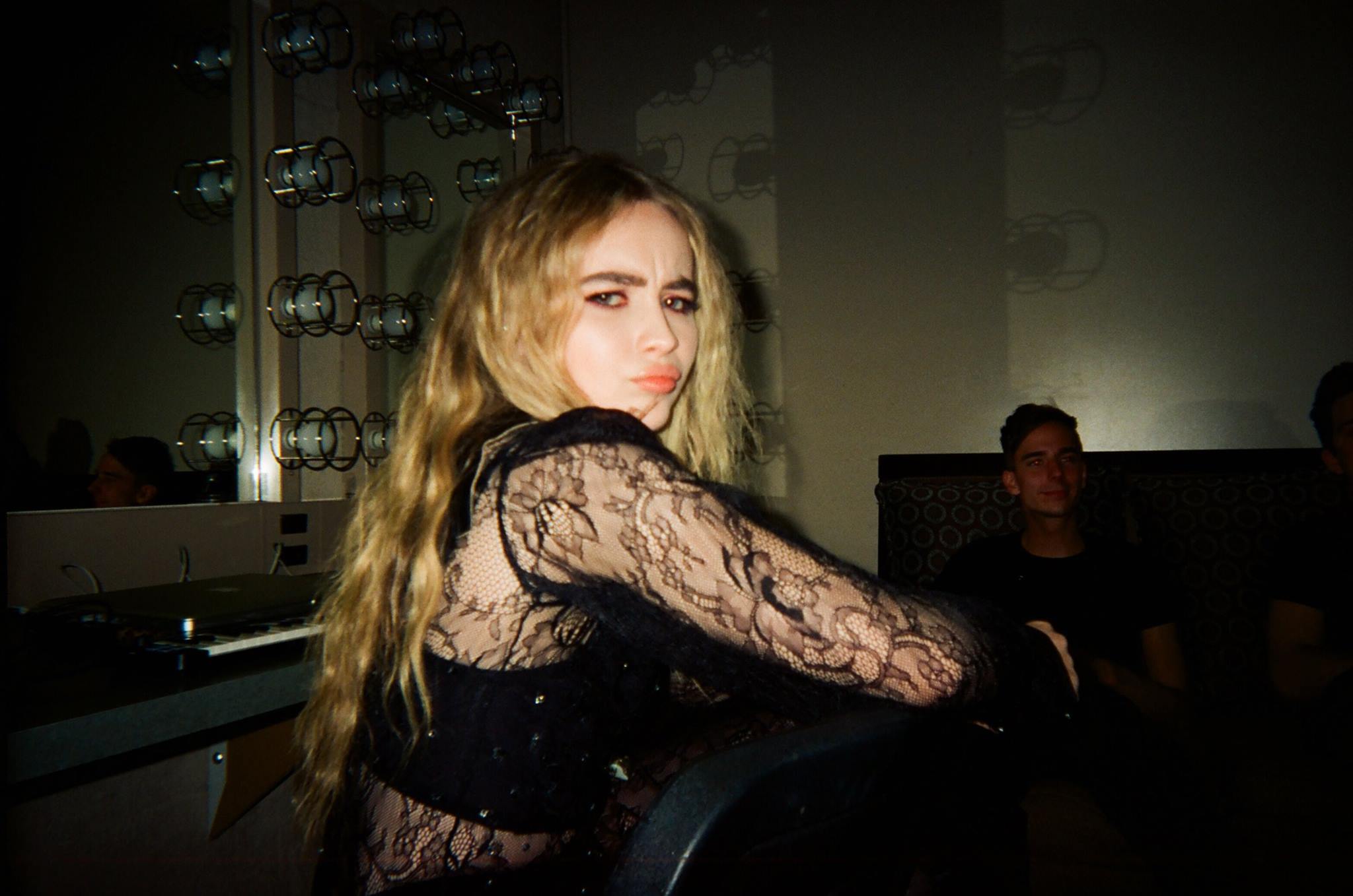 2017-single-09-16.jpg 2017-single-09-16.jpg