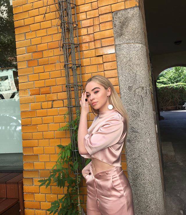 2018-06-08.jpg 2018-06-08.jpg