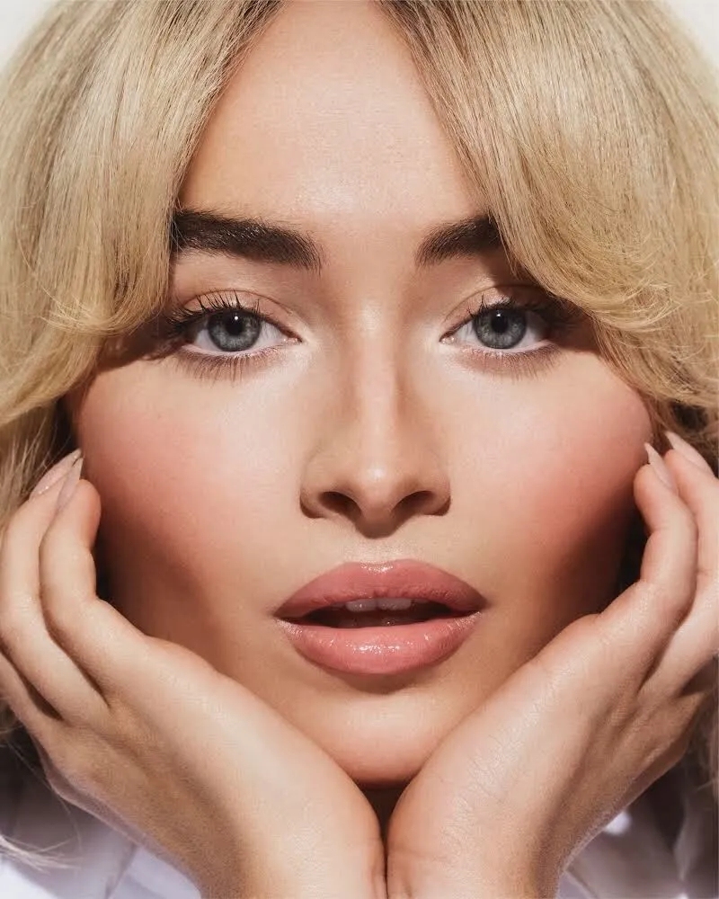 prada-lipstick-ps_001.jpg prada-lipstick-ps_001.jpg