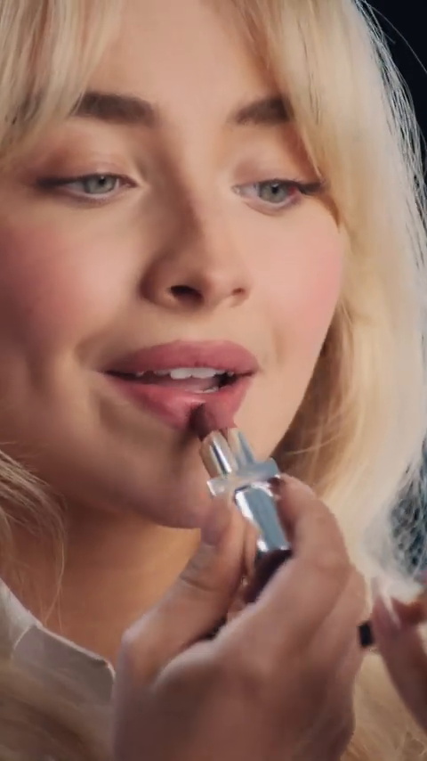 prada-lip-caps_007.jpg prada-lip-caps_007.jpg