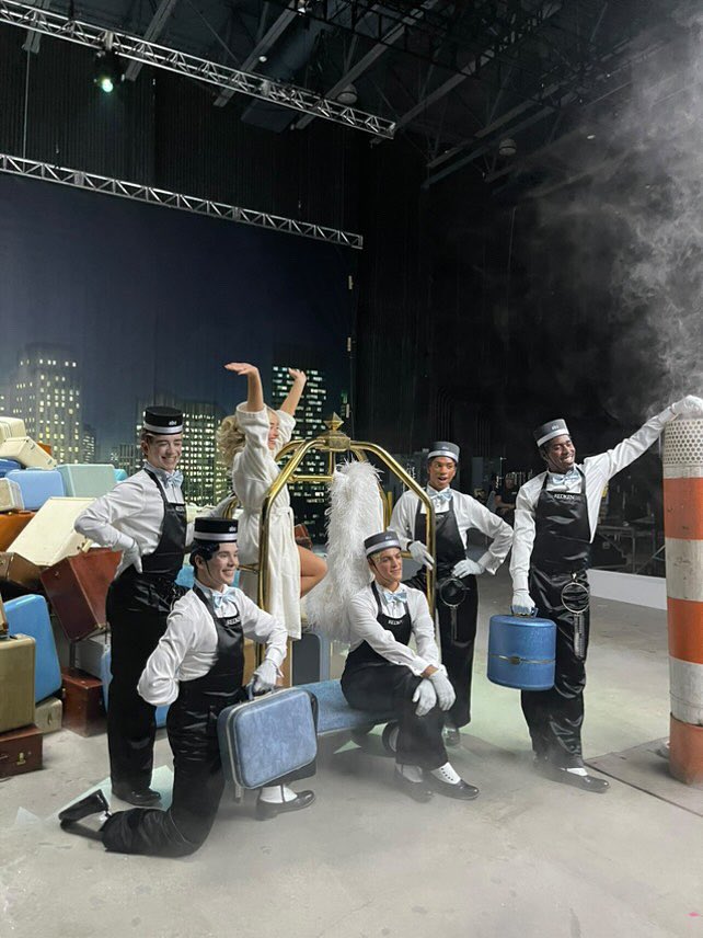 redken-leave-in-bts_001.jpg redken-leave-in-bts_001.jpg