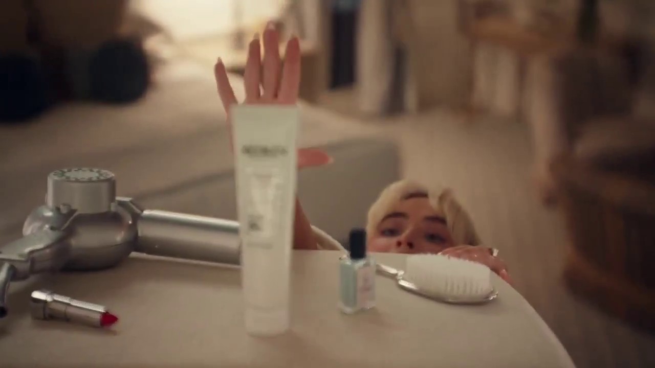redken-leave-in-camp-vid_011.jpg