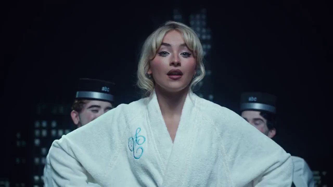 redken-leave-in-camp-vid_023.jpg redken-leave-in-camp-vid_023.jpg