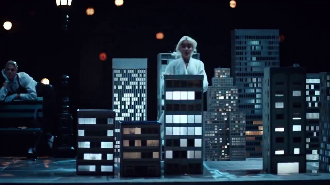 redken-leave-in-camp-vid_034.jpg redken-leave-in-camp-vid_034.jpg