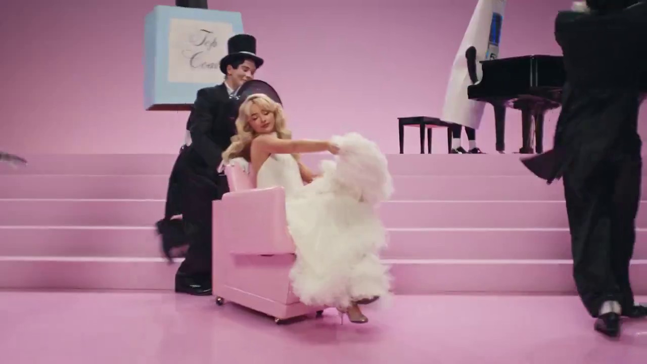 redken-leave-in-camp-vid_056.jpg redken-leave-in-camp-vid_056.jpg