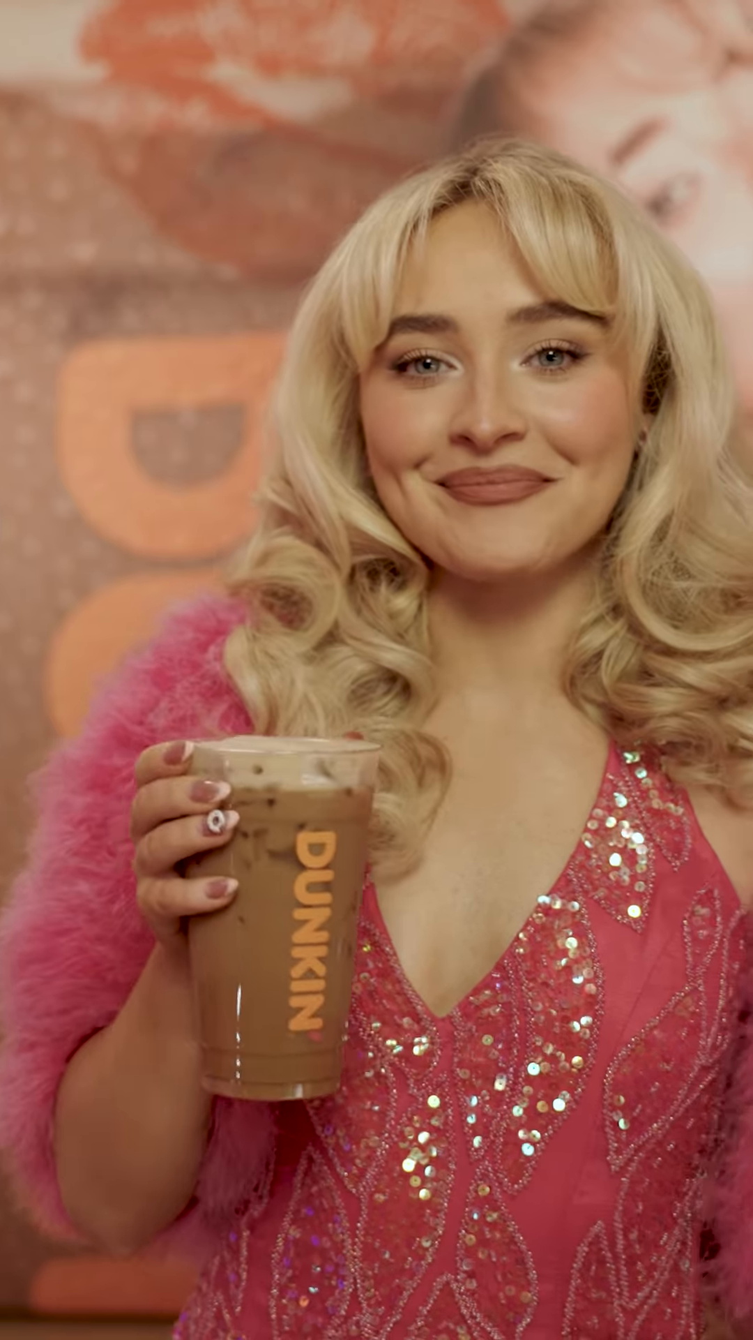 dunkin-ess-about-time-caps_005.jpg dunkin-ess-about-time-caps_005.jpg